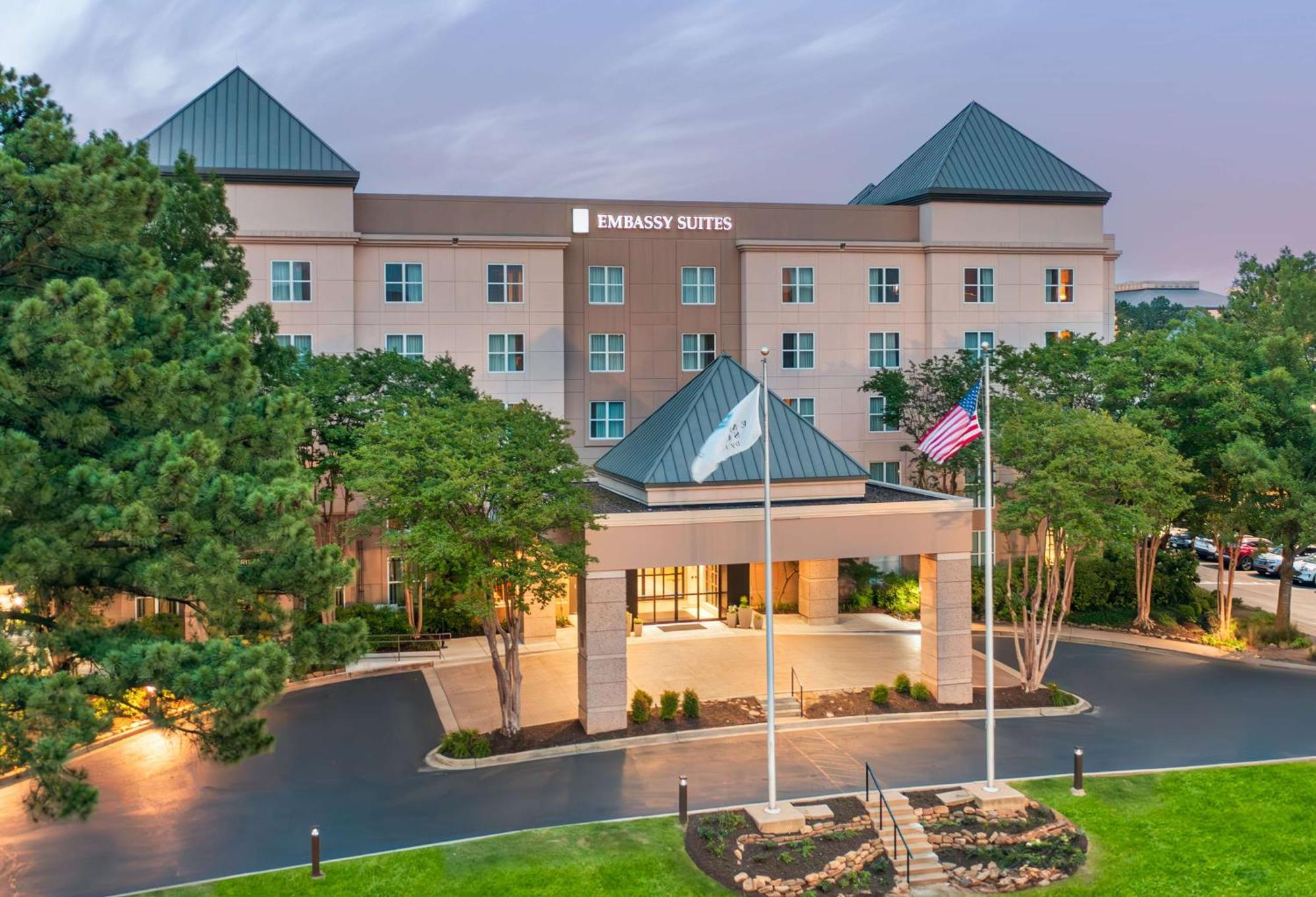 Embassy Suites By Hilton Memphis East Germantown Area Exterior photo