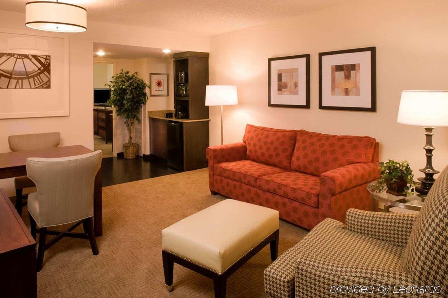 Embassy Suites By Hilton Memphis East Germantown Area Room photo